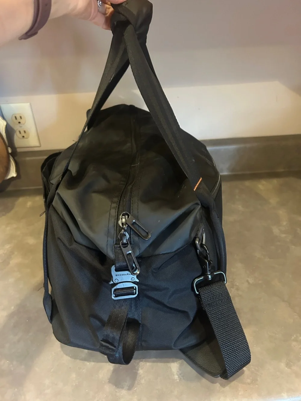 Briggs & Riley ZDX CARGO CROSSBODY Black and Gray Duffel Bag SATCHEL